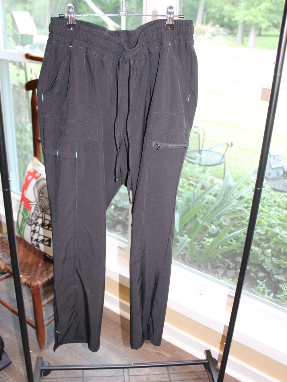 ScrubStar Black Jogger Scrub Pants | Women’s | Drawstring Stretch Cargo